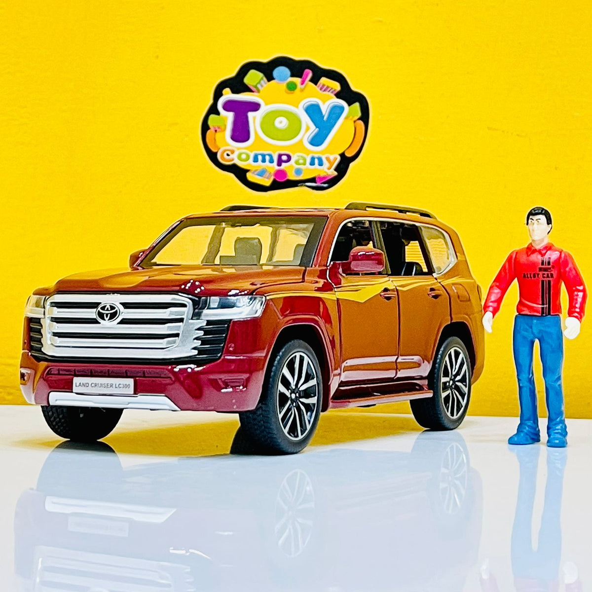 1:32 Diecast Land Cruiser LC300 With Miniature