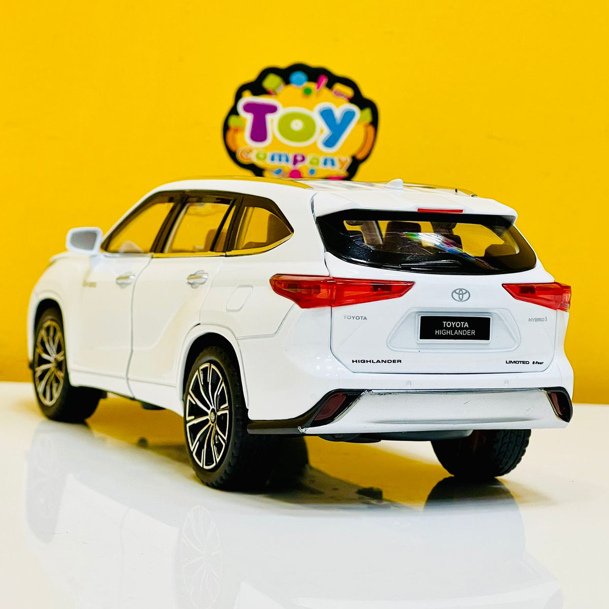 1:24 Diecast Toyota Highlander
