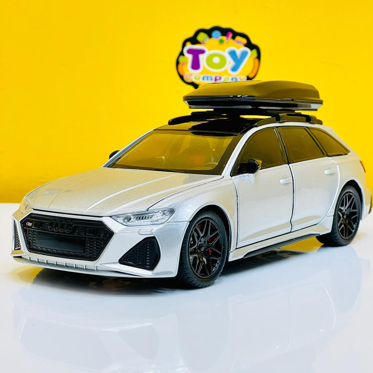 1:24 Diecast Audi RS6 Travel Edition
