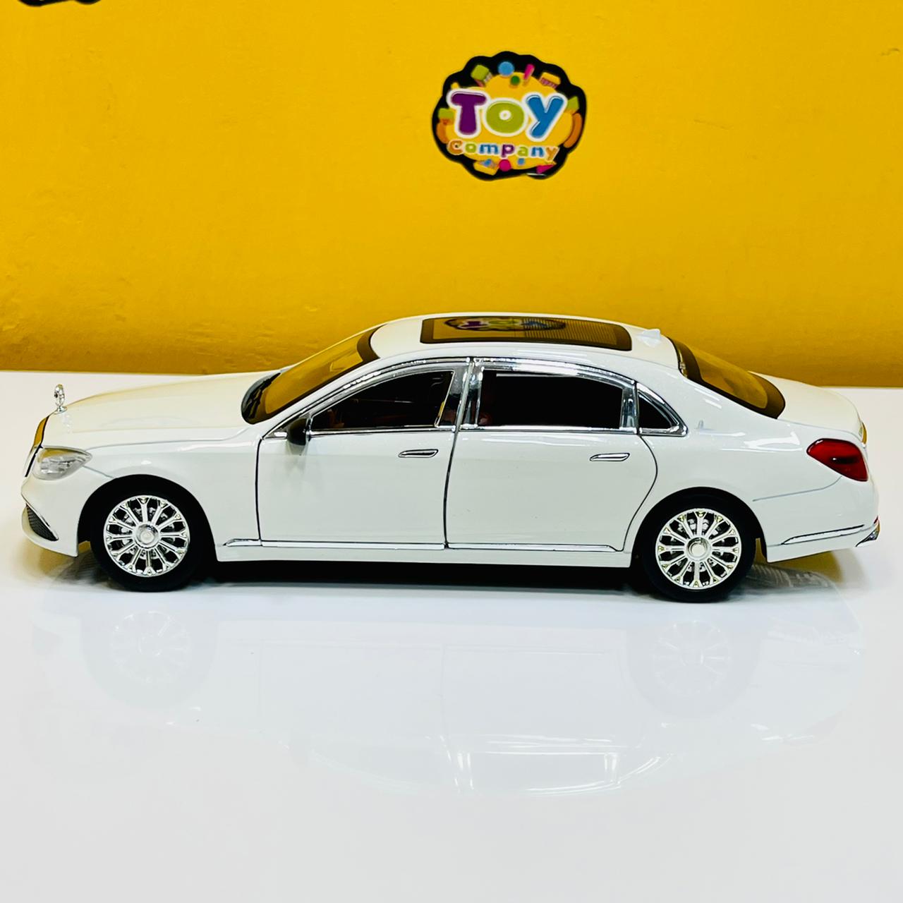 1:24 Diecast Mercedes-Benz E300EL