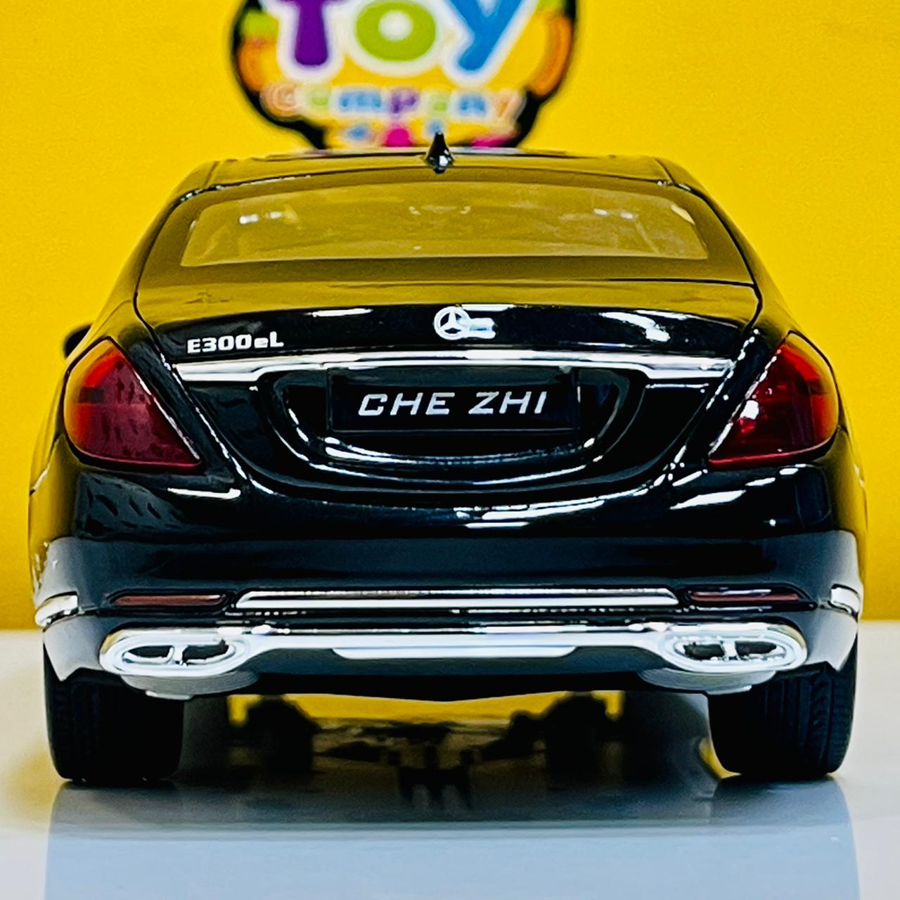 1:24 Diecast Mercedes-Benz E300EL