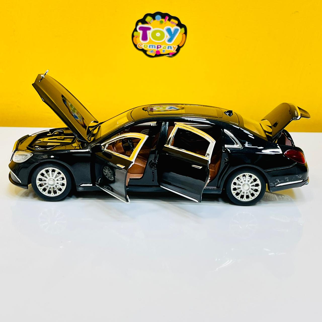 1:24 Diecast Mercedes-Benz E300EL