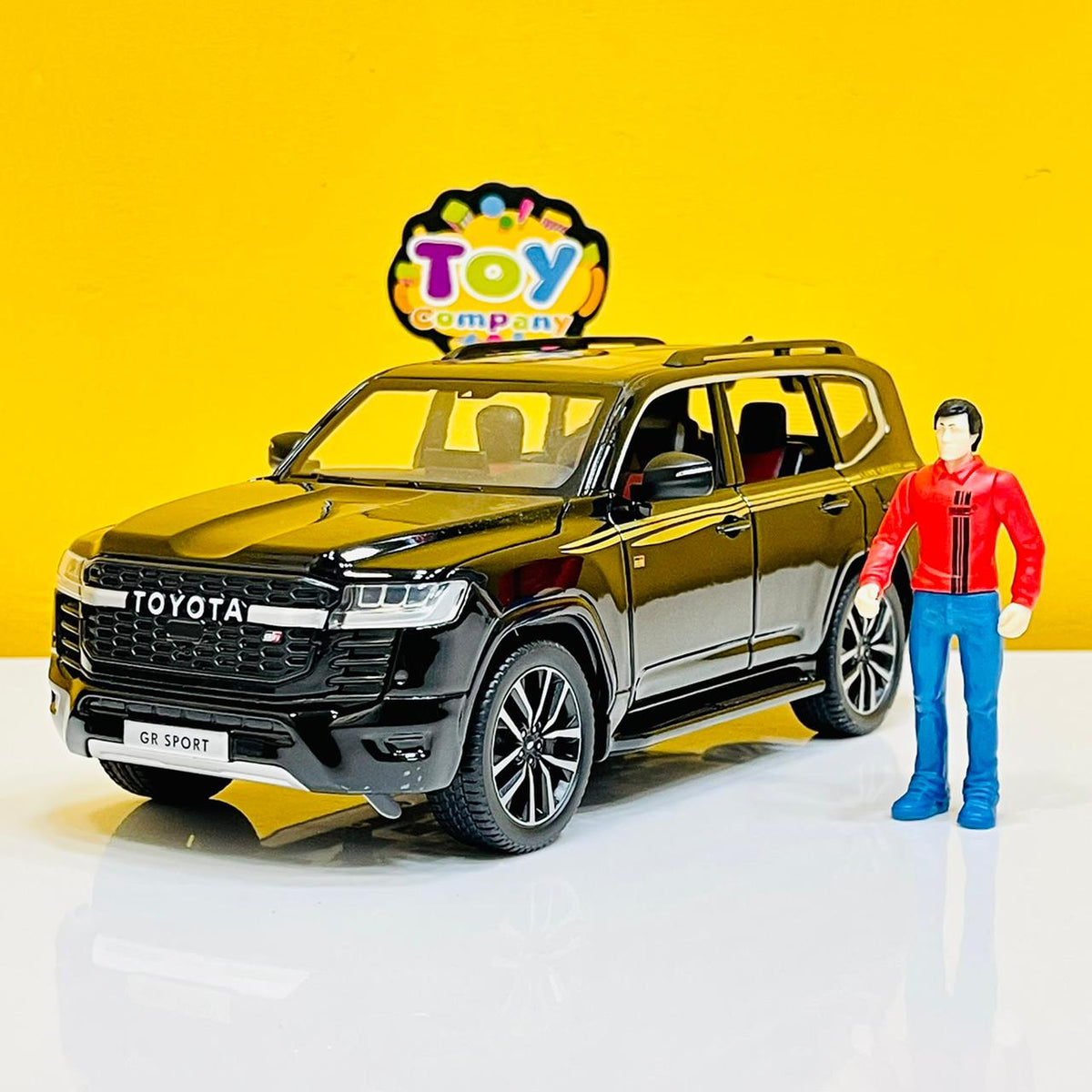 1:24 Diecast Toyota Land Cruiser GR Sport With Miniature