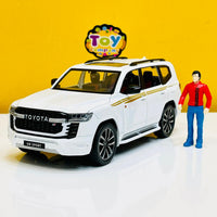 1:24 Diecast Toyota Land Cruiser GR Sport With Miniature