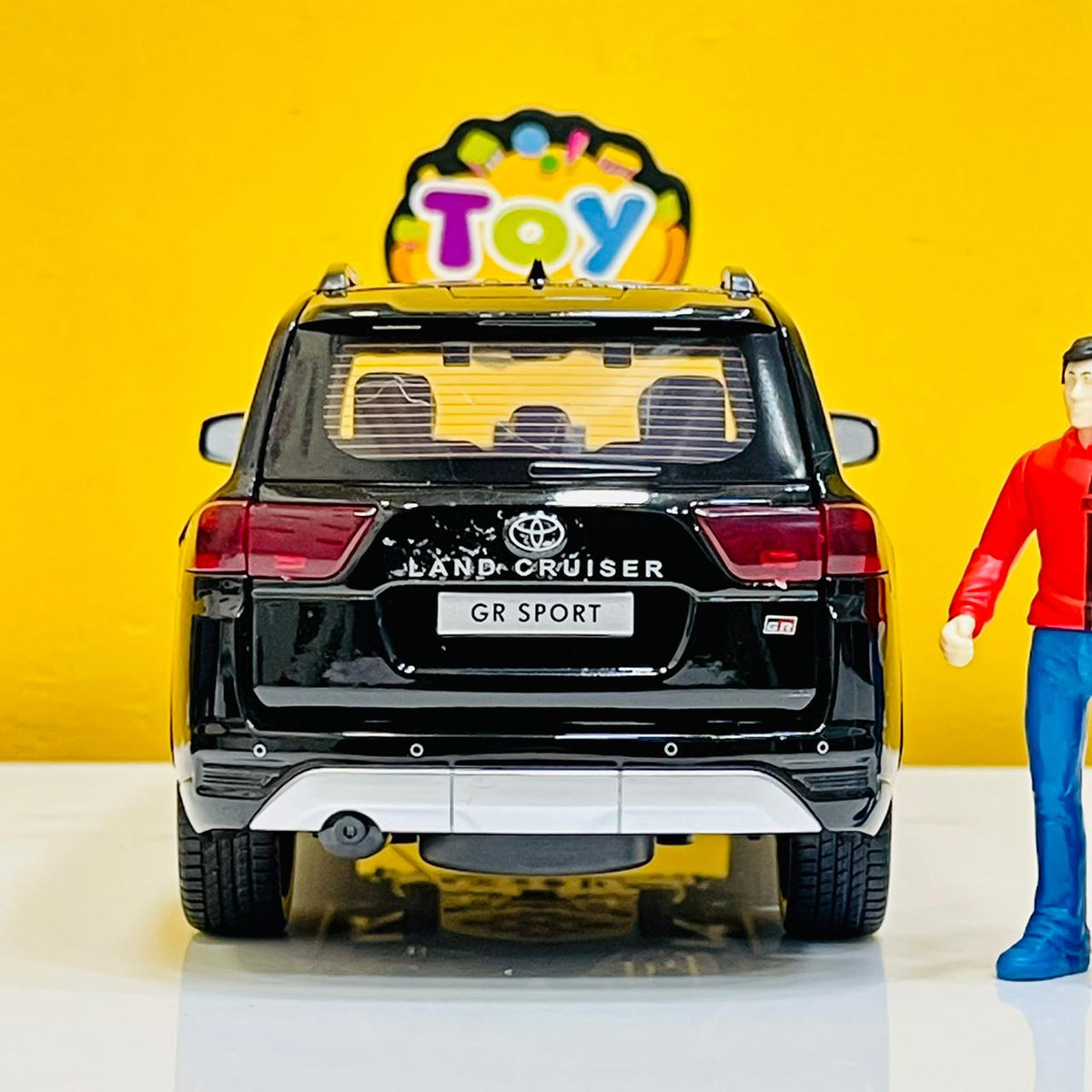 1:24 Diecast Toyota Land Cruiser GR Sport With Miniature