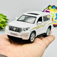 1:36 Alloy Land Cruiser Prado TX-L