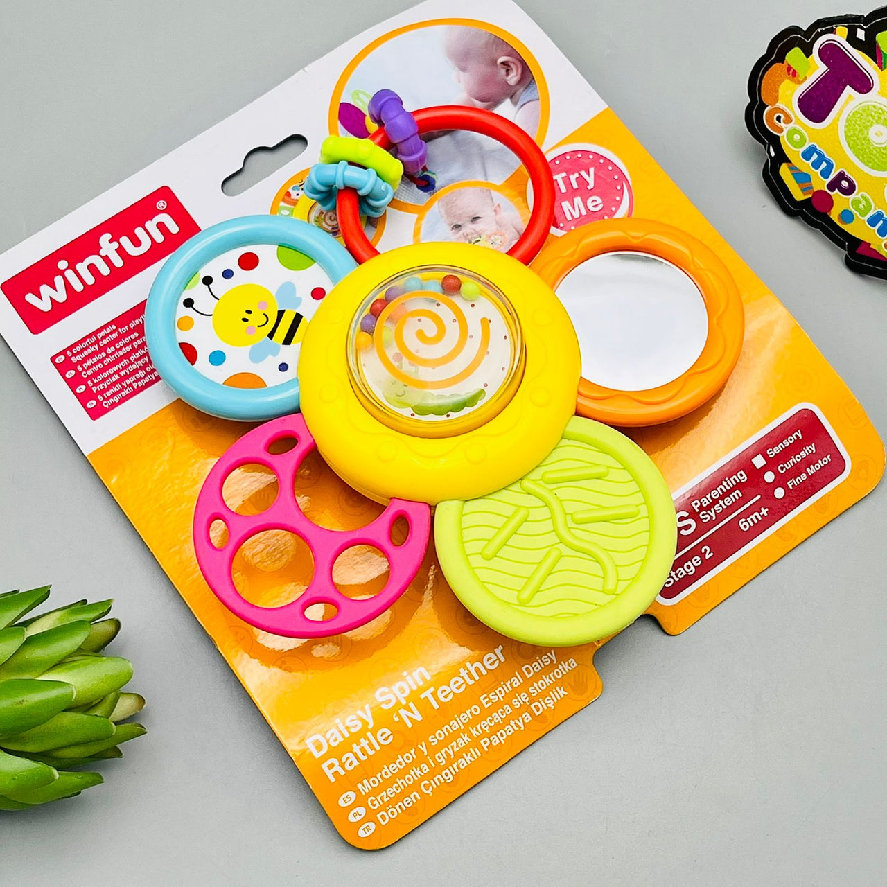 WinFun Daisy Spin Rattle 'N Teether
