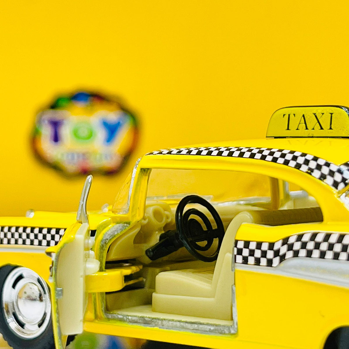 1:40 Kinsmart 1957 Chevrolet Bel Air - Taxi