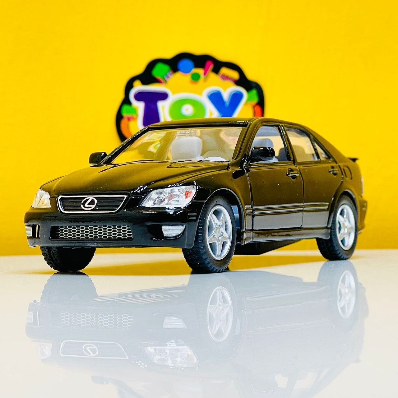 1:36 Kinsmart Lexus LS300