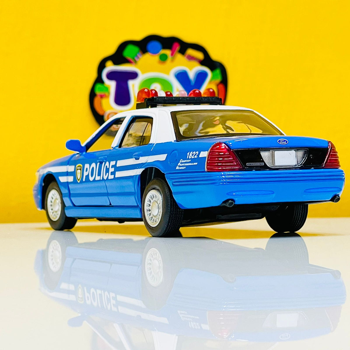 1:42 Kinsmart Ford Crown Victoria Police Interceptor