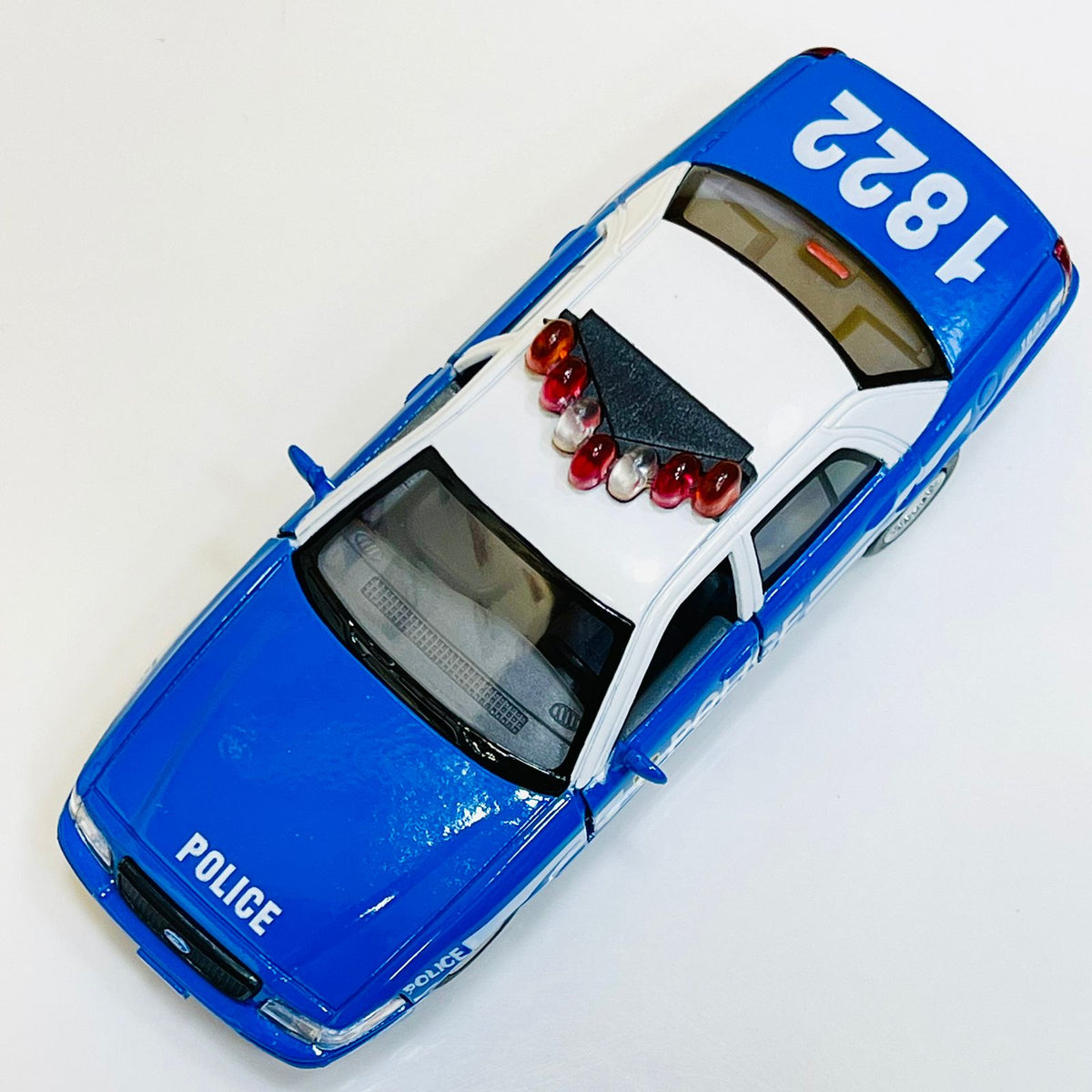 1:42 Kinsmart Ford Crown Victoria Police Interceptor