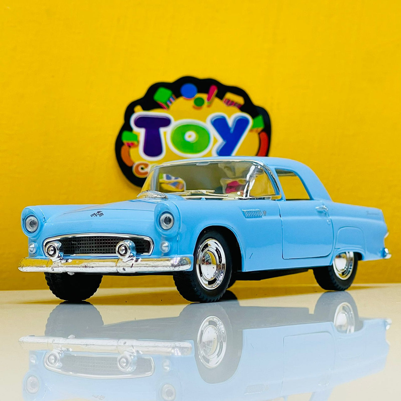 1:36 Kinsmart 1955 Ford Thunderbird