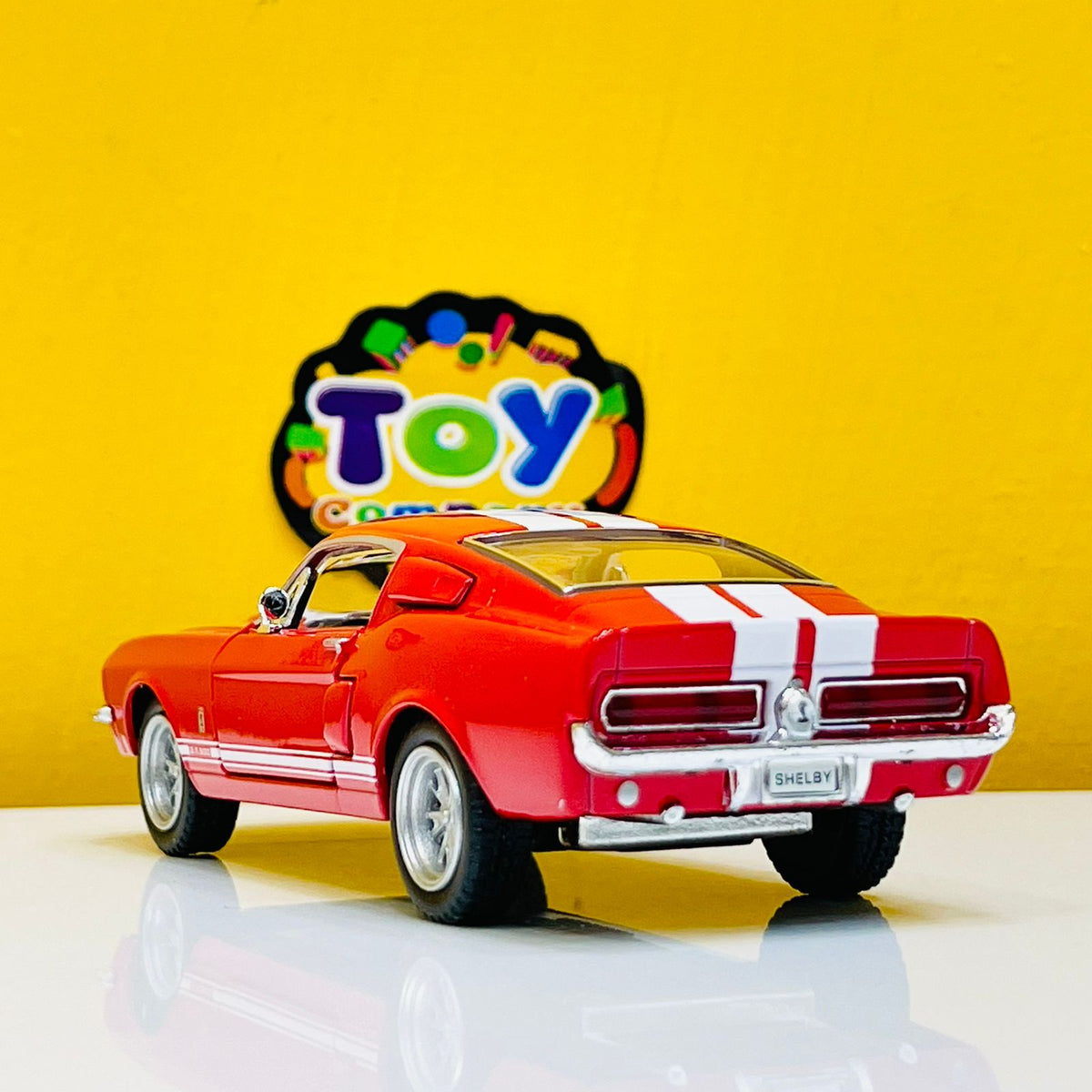 1:38 Kinsmart 1967 Shelby GT-500