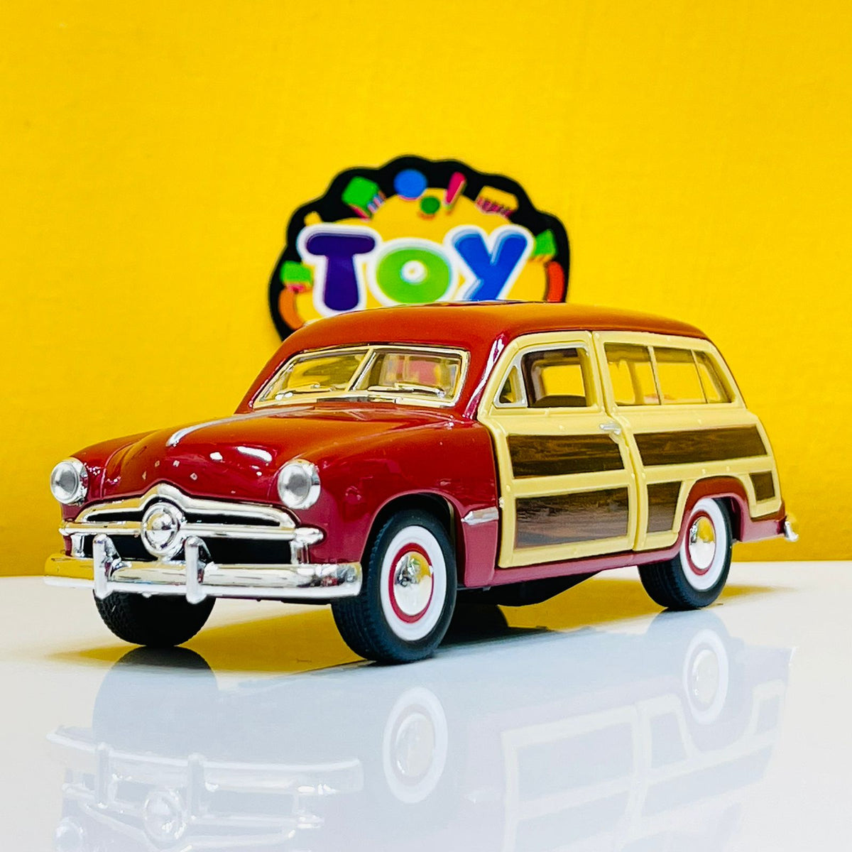 1:40 Kinsmart 1949 Ford Woody Wagon