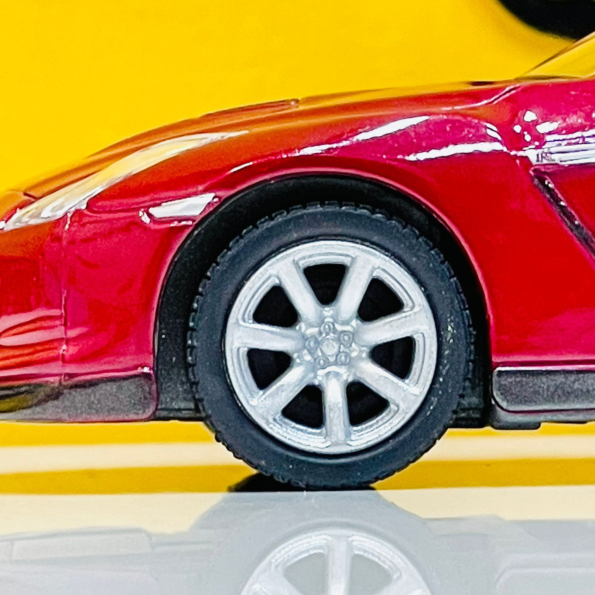 1:36 Kinsmart 2009 Nissan GT-R R35