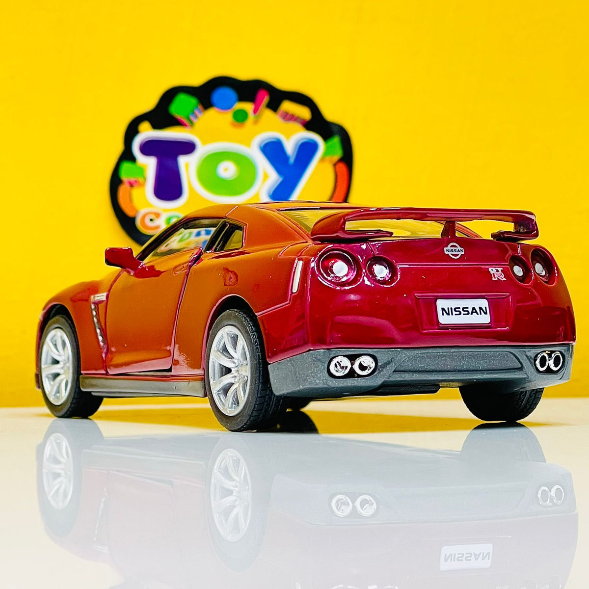 1:36 Kinsmart 2009 Nissan GT-R R35