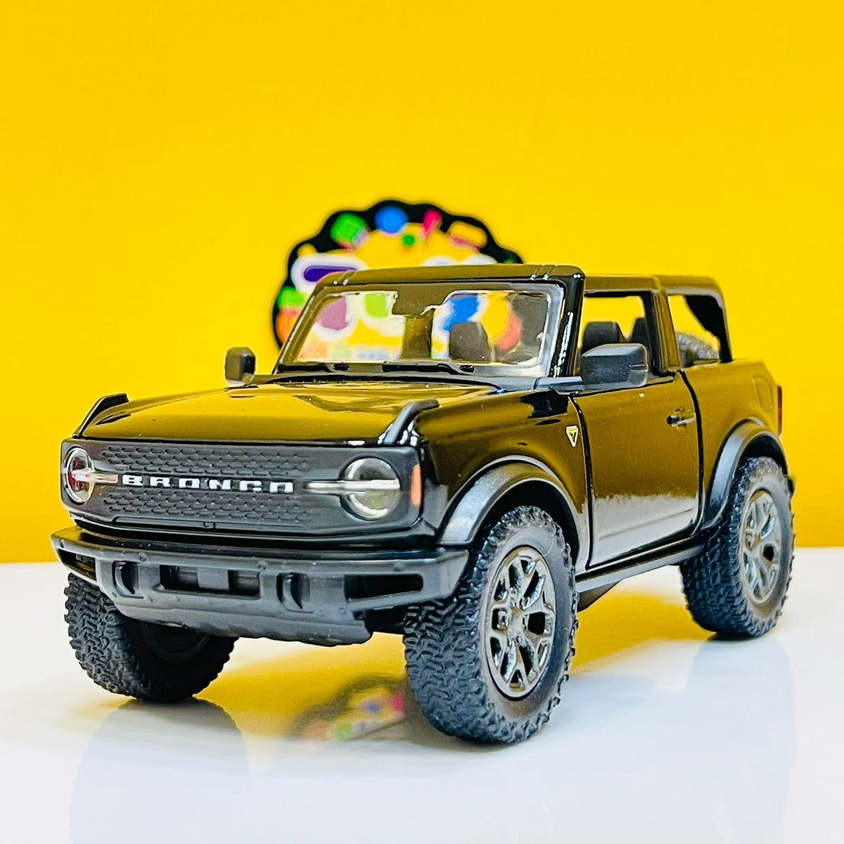 1:34 Kinsmart 2022 Ford Bronco Jeep