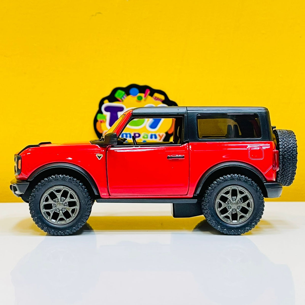 1:34 Kinsmart 2022 Ford Bronco Jeep