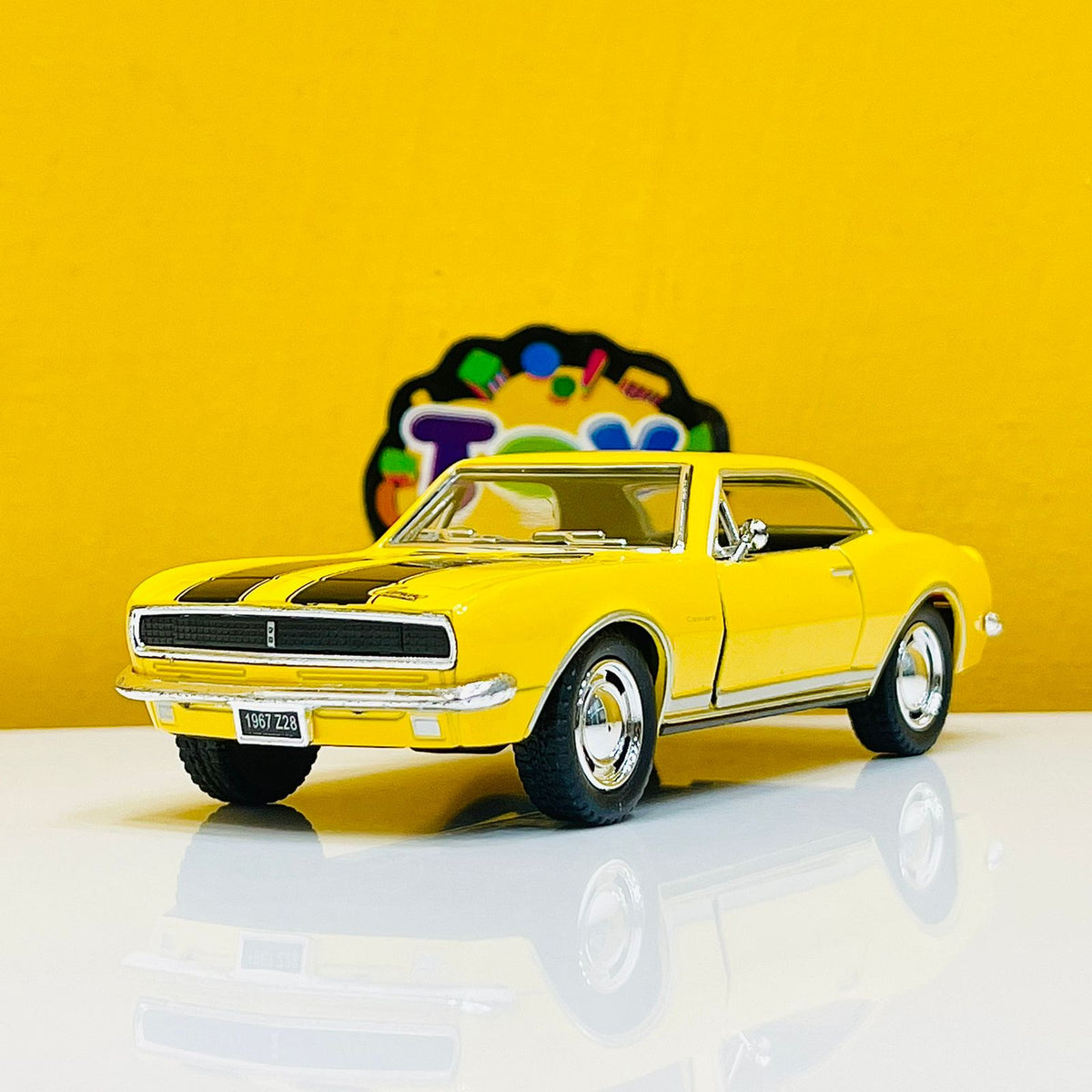 1:37 Kinsmart 1967 Chevrolet Camaro Z/28