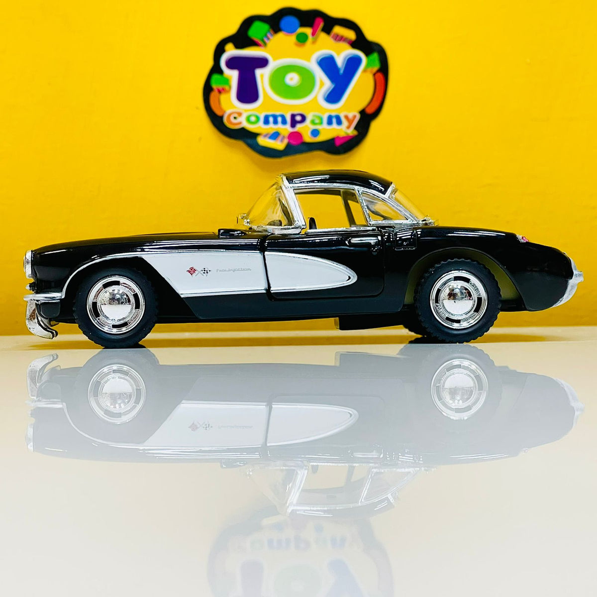 Kinsmart Metal Body 1957 Chevrolet Corvette