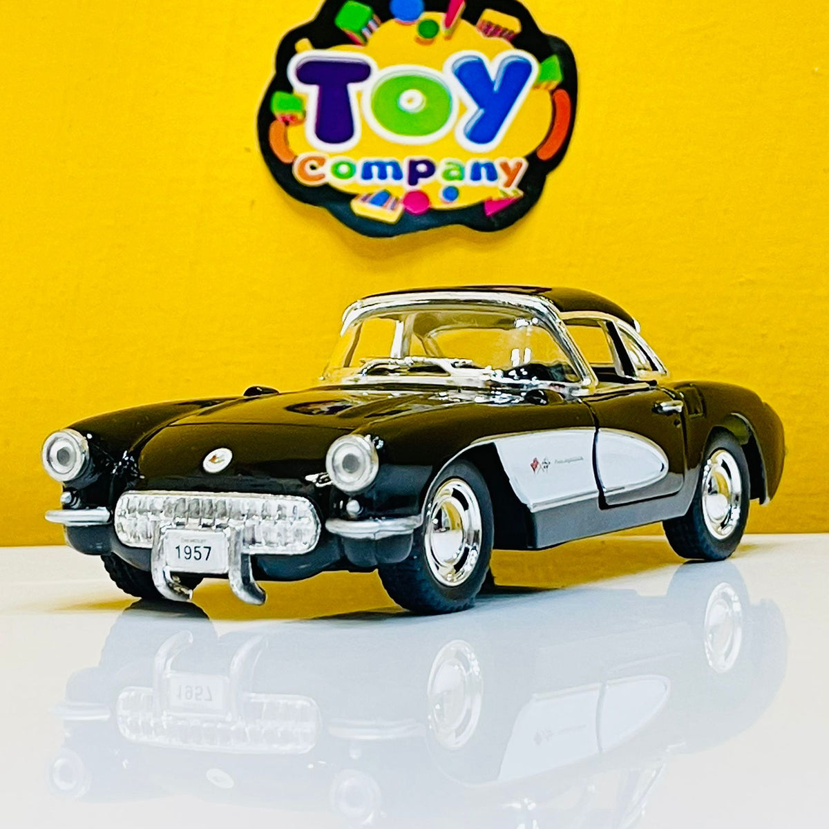 Kinsmart Metal Body 1957 Chevrolet Corvette