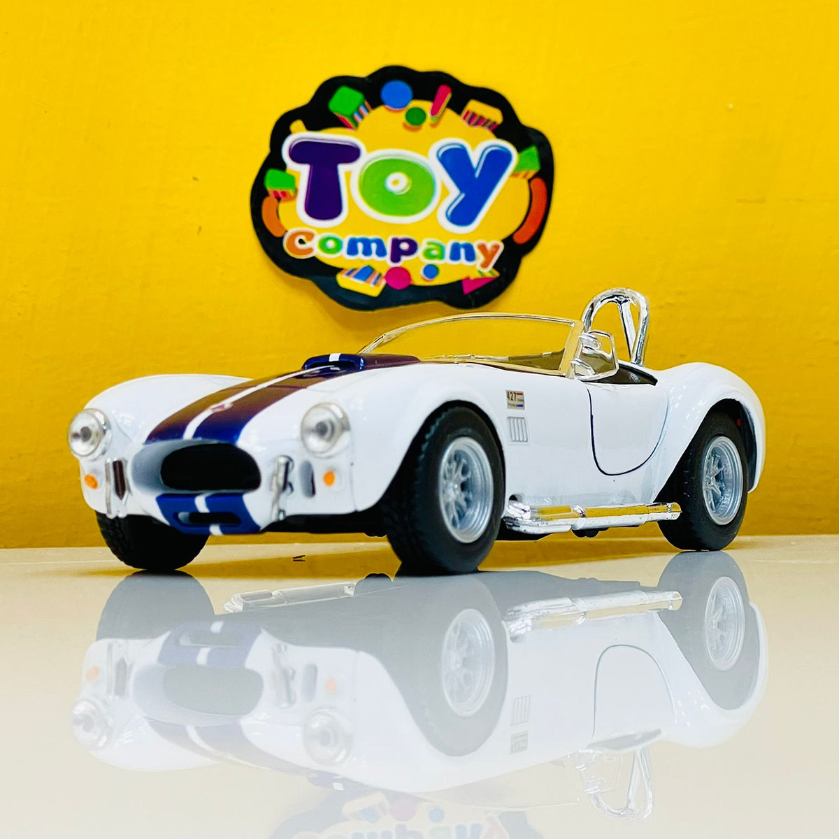 Kinsmart 1965 Shelby Cobra 427 S/C