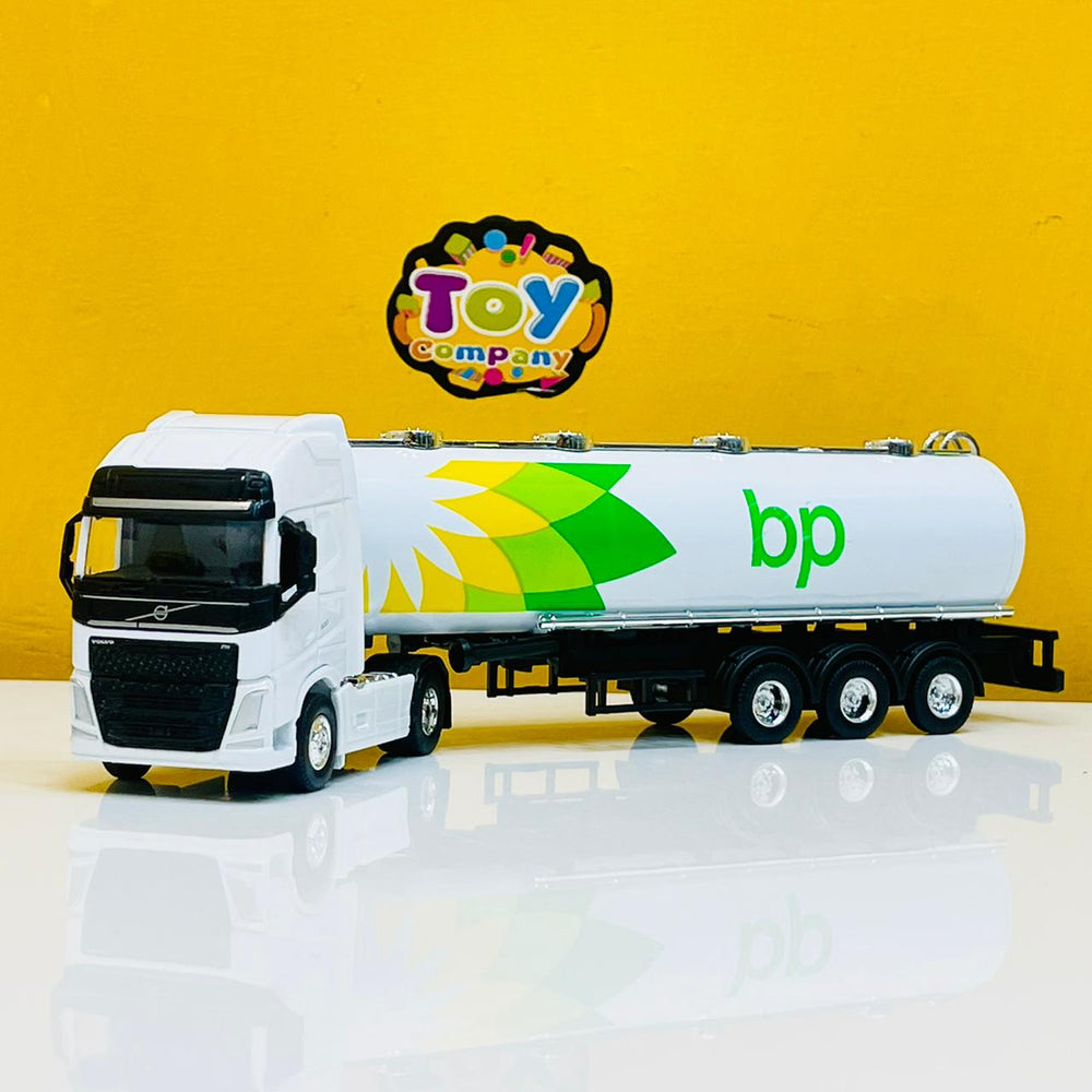 Welly 1:64 Diecast BP Oil Tanker