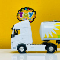 Welly 1:64 Diecast BP Oil Tanker