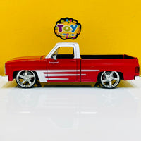 Diecast 1985 Chevrolet C-10 Truck