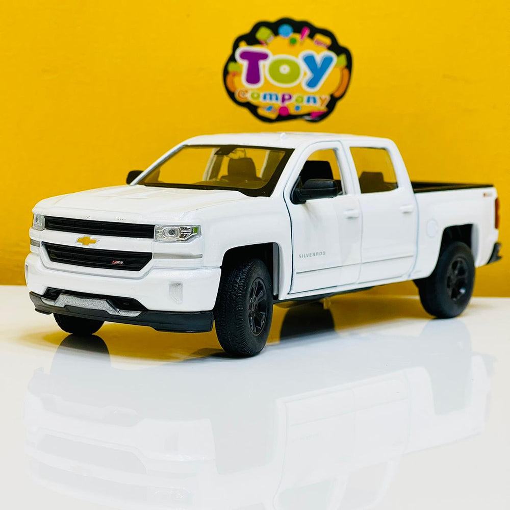 1:29 Diecast 2017 Chevrolet Silverado