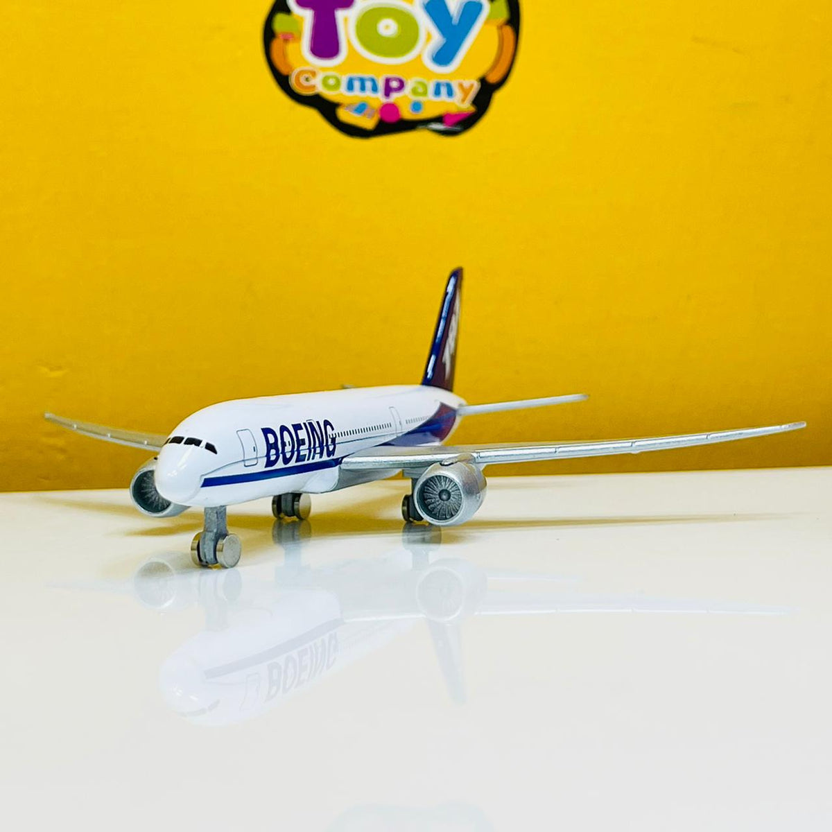 Welly Diecast Boeing 747 Aviation Airways Plane