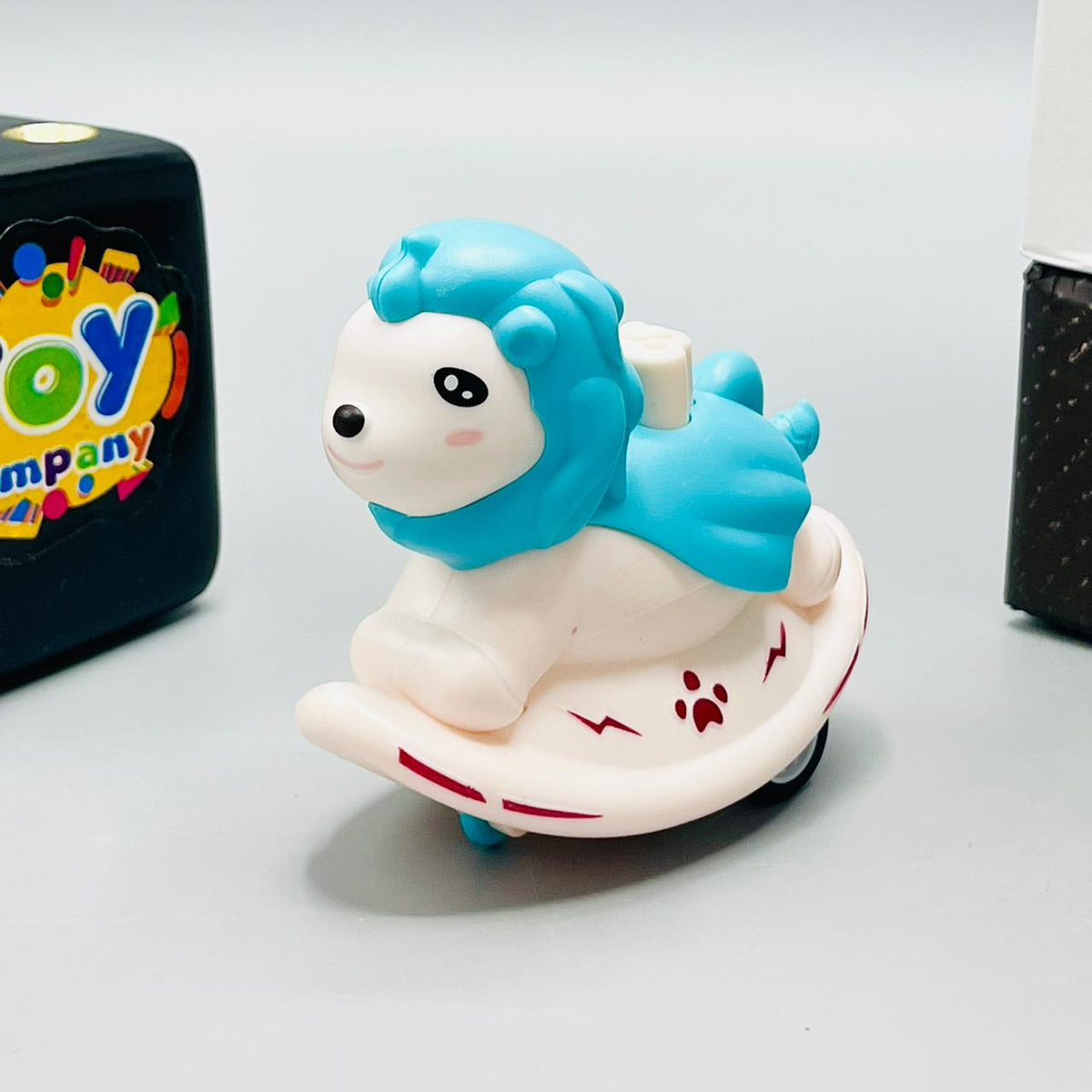 Cute Inertial Pressure Lion-Press & Go
