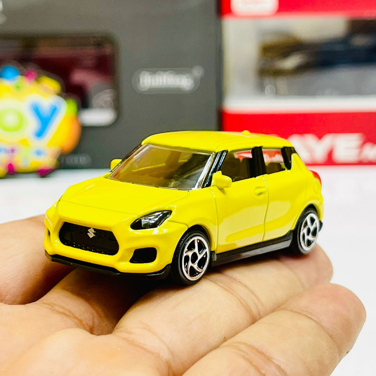 1:64 Diecast Miniature Suzuki Swift Model Car