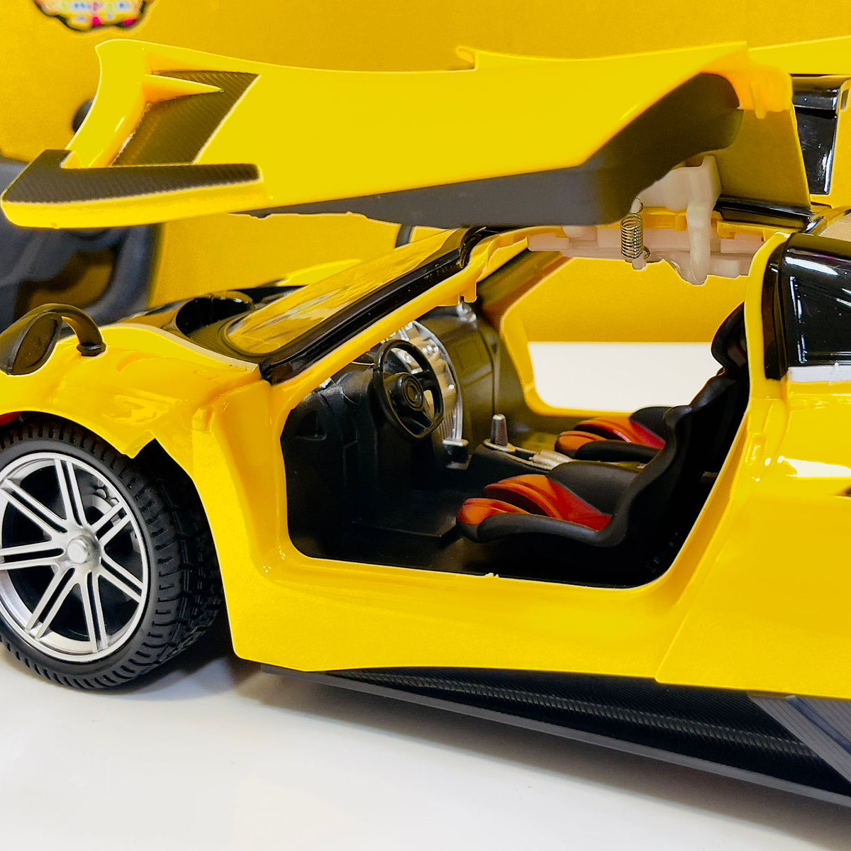 ABS 1:12 Top-Speed RC Sports Car