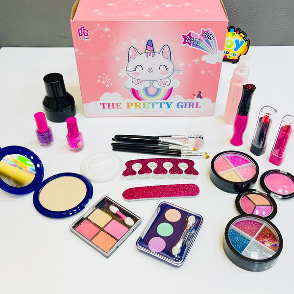 Realistic The Pretty Girl Makeup Box