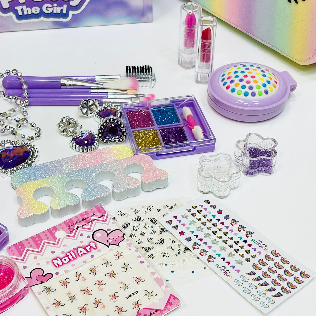 Girls Realistic Makeup Unicorn Style Box