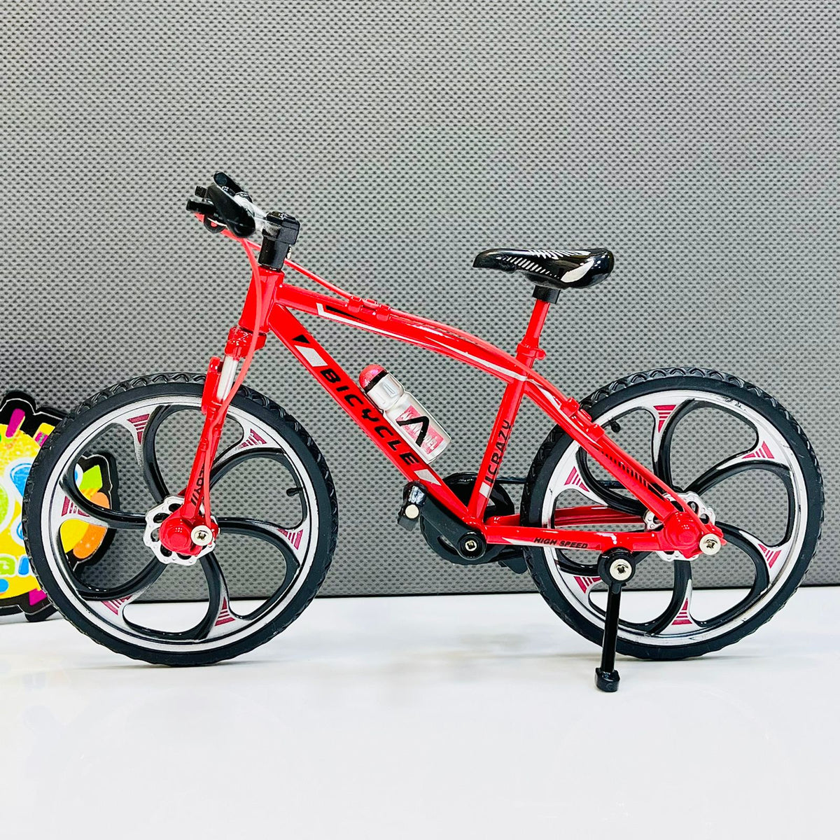 1:8 Scale Alloy Moveable Bicycle