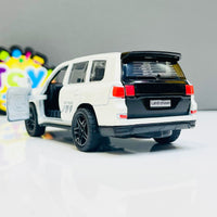 Diecast Miniature Land Cruiser Off Road Vehicle