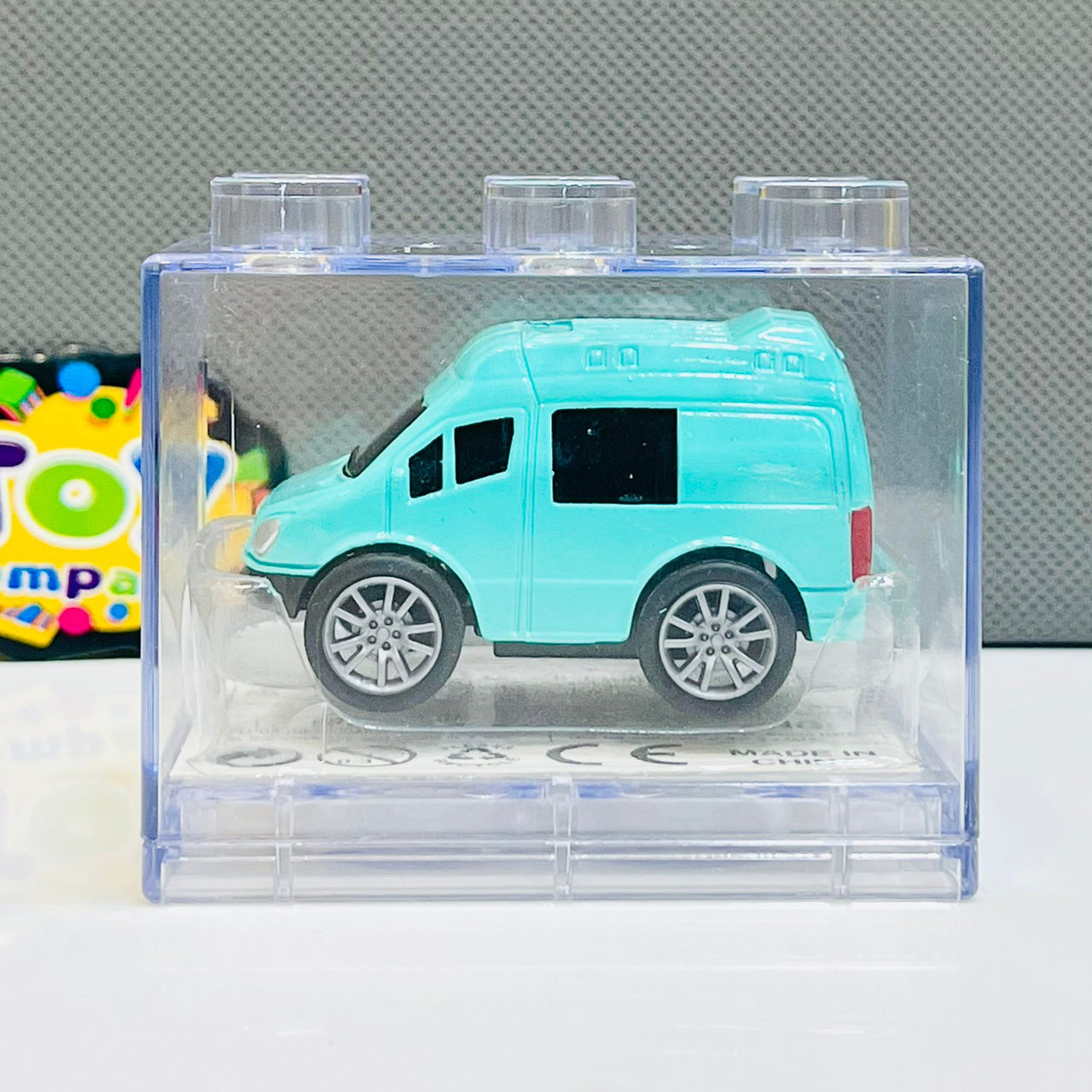 1Pc Diecast Van With Acrylic Display Box-Assortment