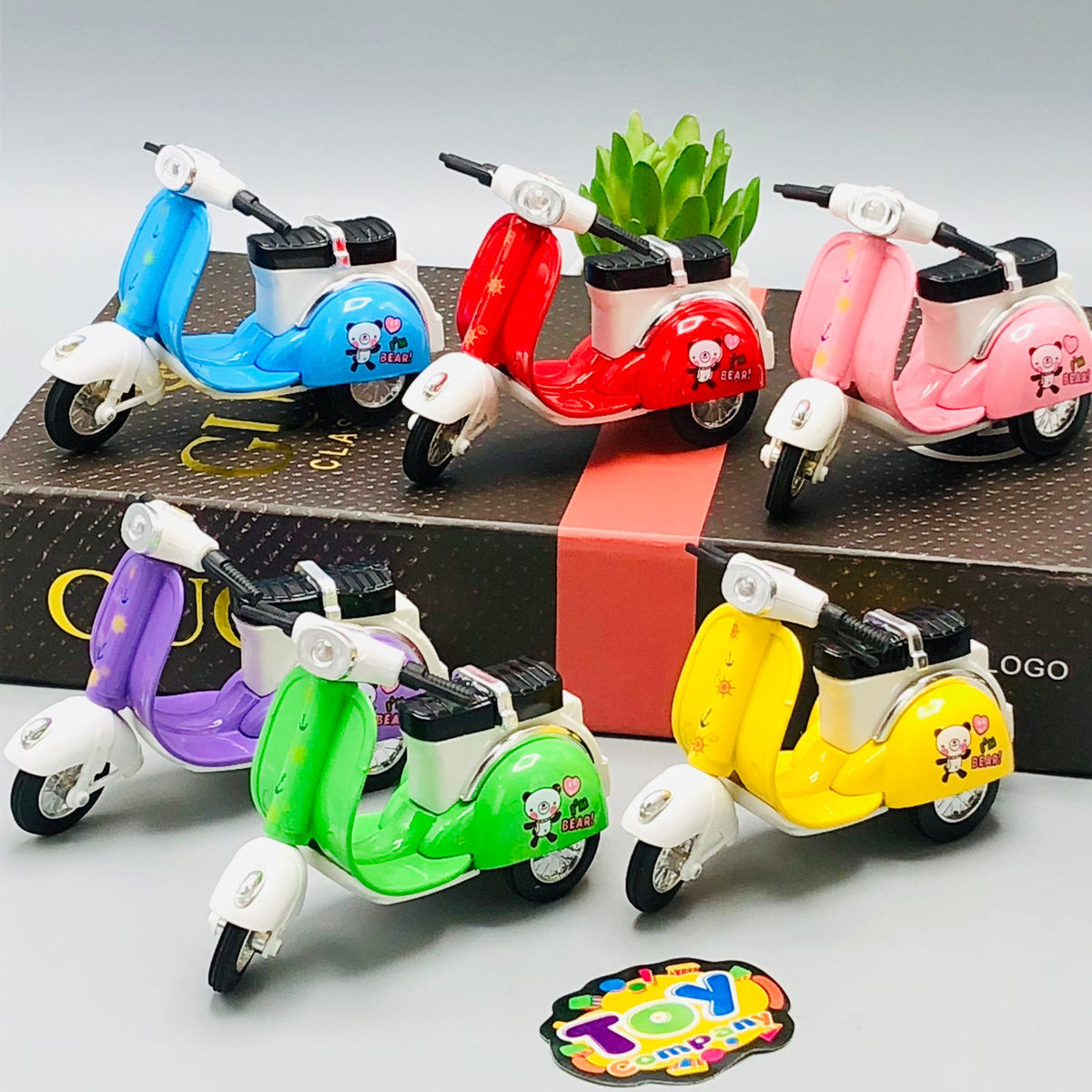 1:18 Diecast Pullback Vespa Model