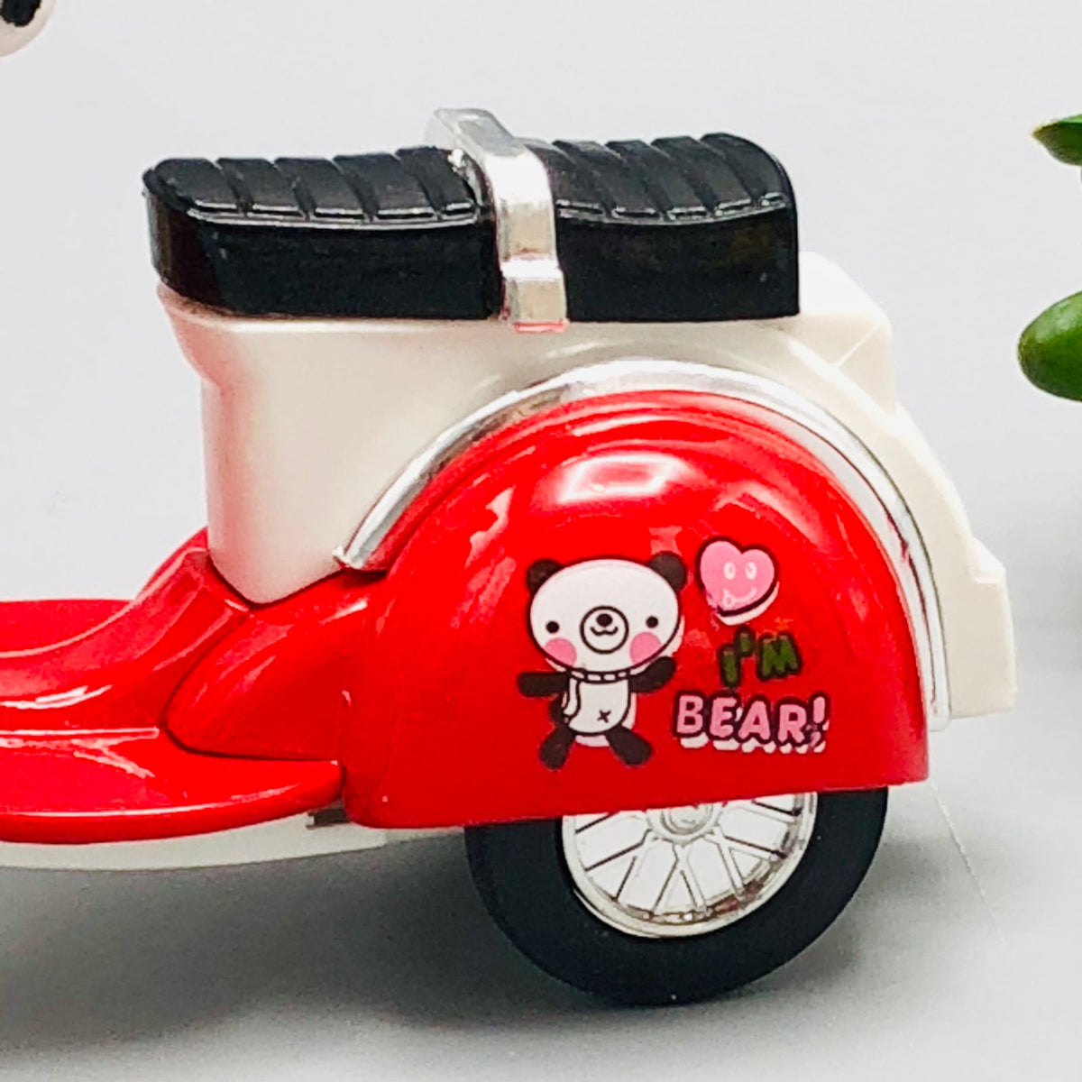 1:18 Diecast Pullback Vespa Model