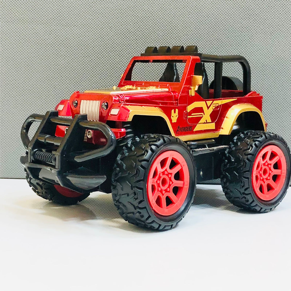 27MHz RC Iron-Man Off Road Jeep
