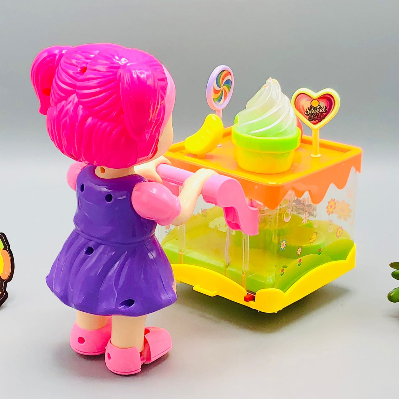 Electric Transparent Ice-Cream Van With Doll