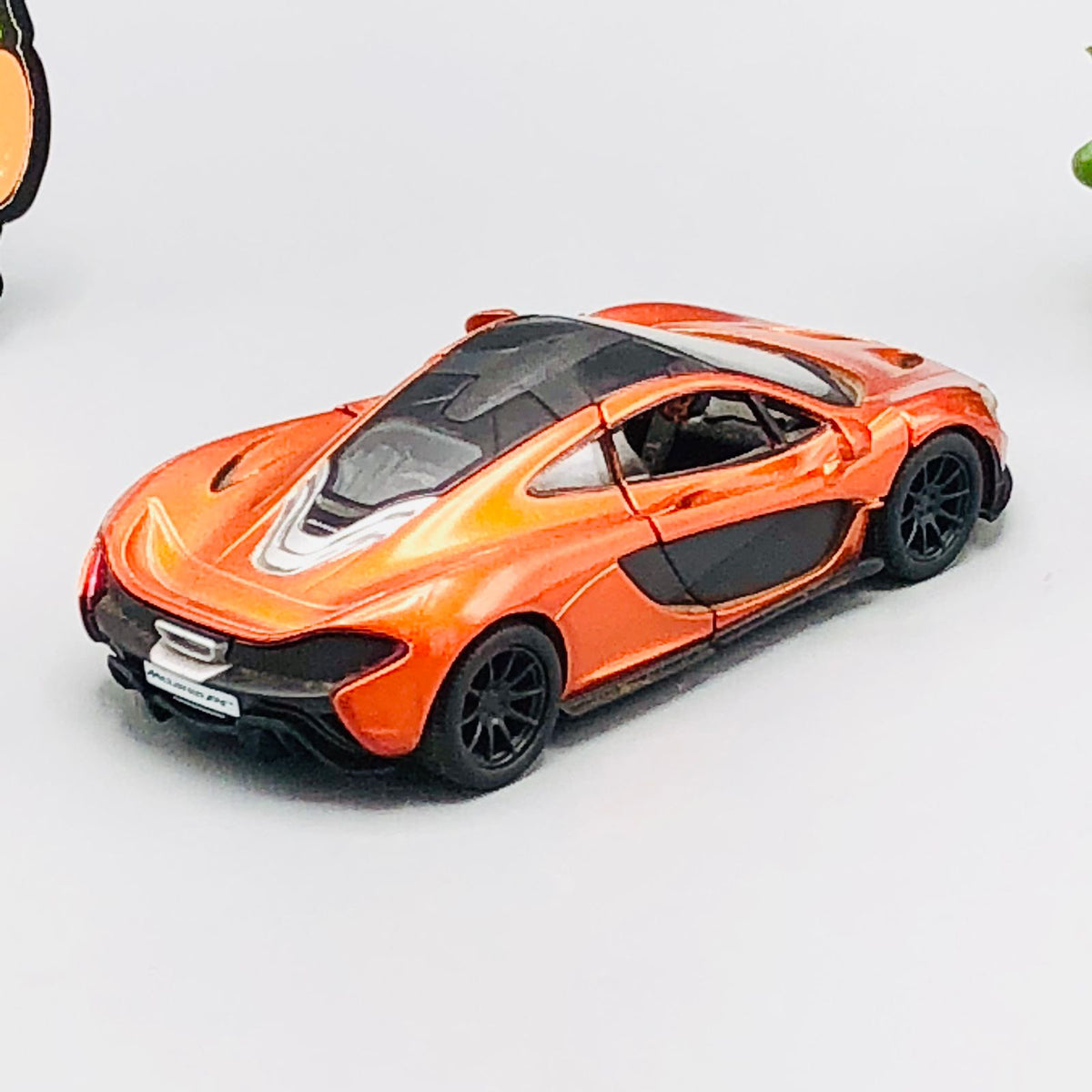 Kinsmart Mclaren P1-Minor Fault