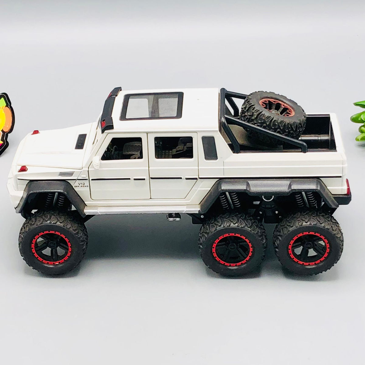 Diecast Mercedes G63 AMG 6X6 - Minor Fault