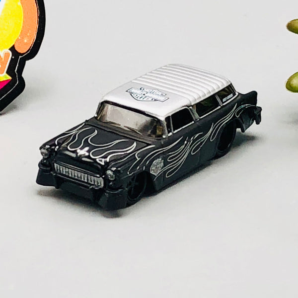 Maisto 1:64 Harley-Davidson 1955 Chevrolet Nomad
