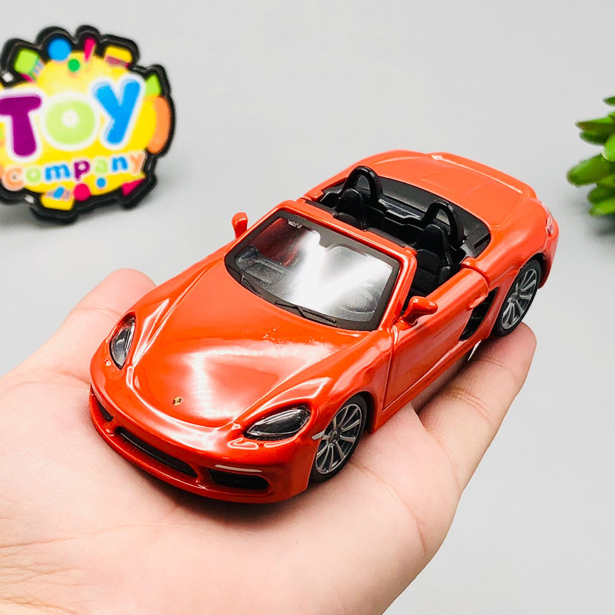 Maisto 1:43 Diecast Porsche 718 Boxster