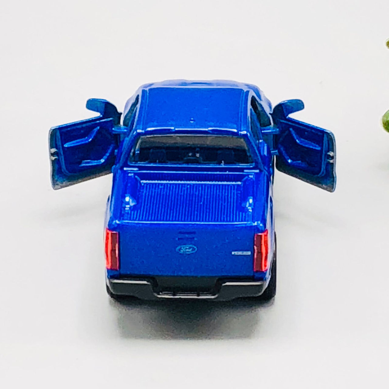 Maisto 1:43 Diecast 2019 Ford Ranger