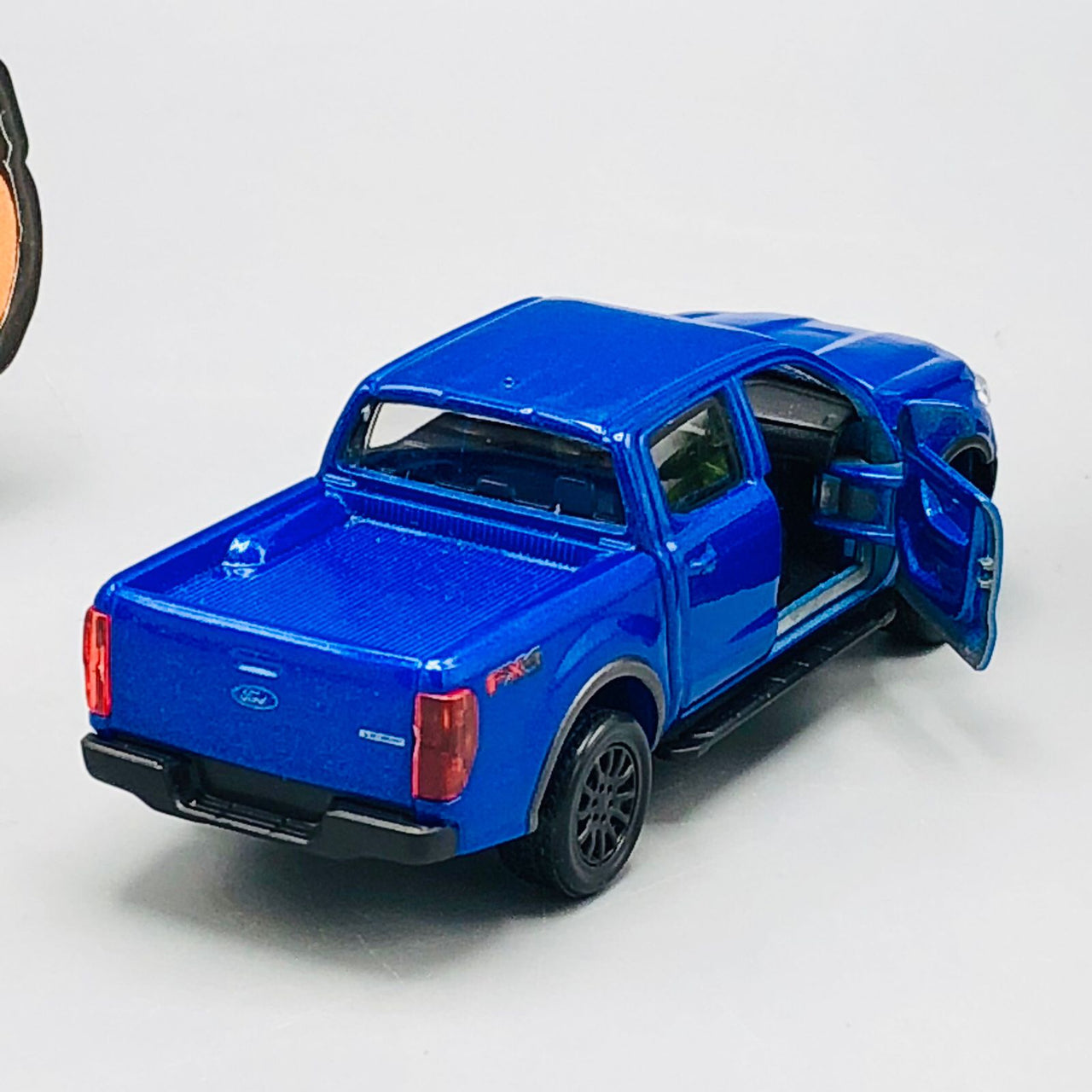 Maisto 1:43 Diecast 2019 Ford Ranger