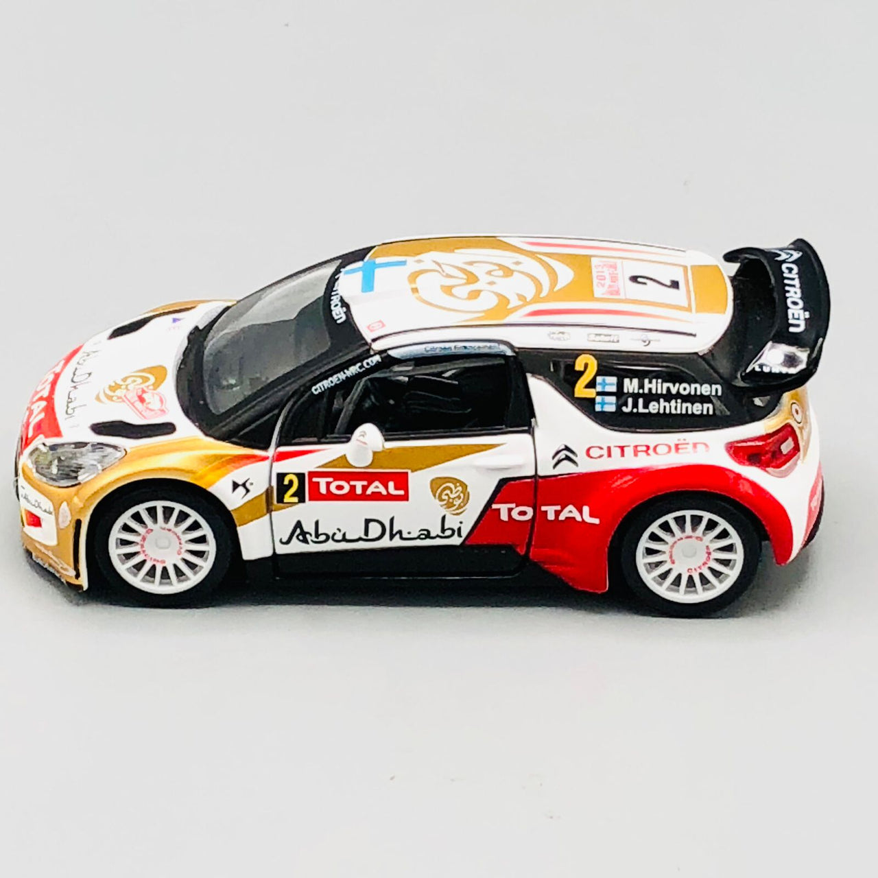 Bburago 1:32 Diecast 2013 Citroen DS3 Mikko Hirvonen